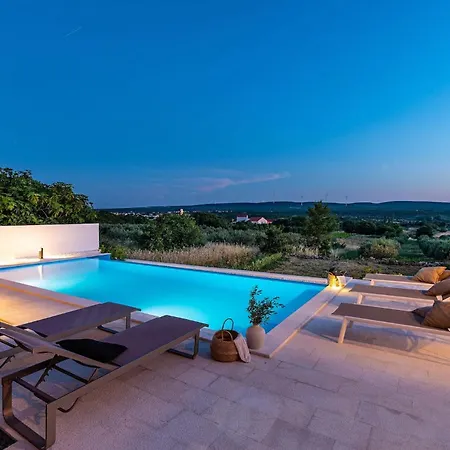 Mimi Prázdninový dům *