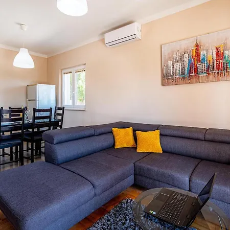 Mimi Prázdninový dům